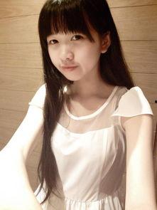 15岁女生的生活照,15岁少女的校园生活剪影